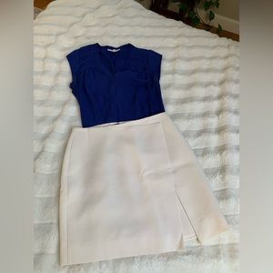 White House, Black market mini skirt